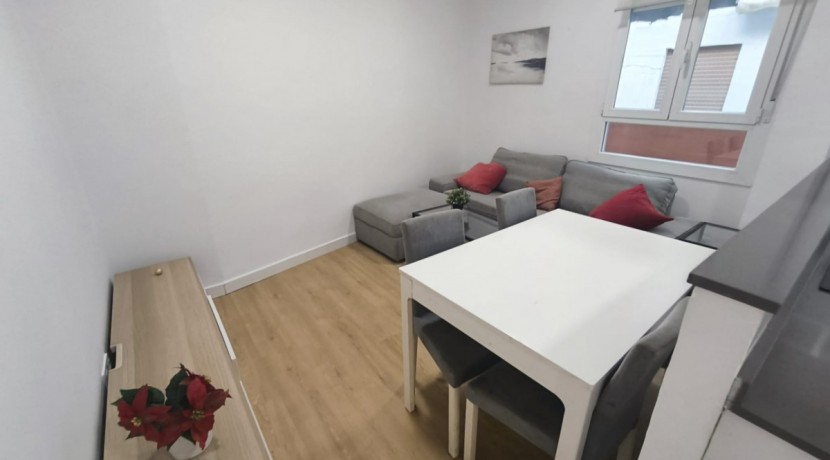 Se Vende En Exclusiva Piso Reformado De 3 Habitaciones Con 1 Baño En El Corazon De Lutxana