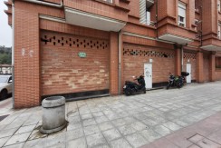 Se Vende Local Comercial En Trapagaran Zona Ugarte De 150 m2 Construidos Con Salida De Humos