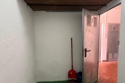 Trastero Amplio Con Luz Natural En Zona Céntrica