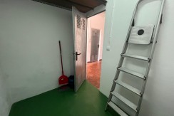 Trastero Amplio Con Luz Natural En Zona Céntrica