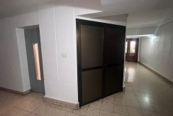 TRES HABITACIONES CON TERRAZA Y ASCENSOR EN KABIEZES, A TAN SÓLO 5 MINUTOS DEL CENTRO