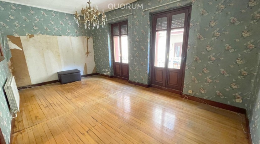 Vivienda de 2 Habitaciones En El Casco Histórico