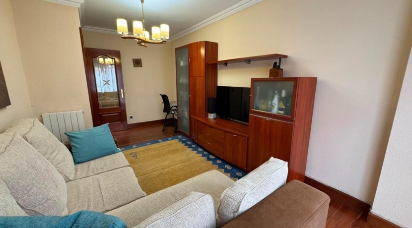 VIVIENDA PARA ENTRAR A VIVIR A UN MINUTO DEL CENTRO DE SESTAO