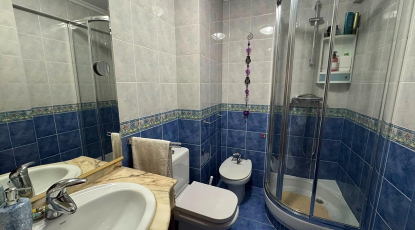 VIVIENDA PARA ENTRAR A VIVIR A UN MINUTO DEL CENTRO DE SESTAO