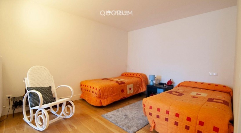 Amplia Vivienda en el Casco Viejo Para Reformar