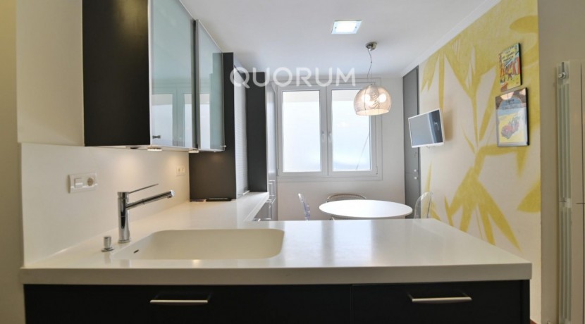 AMPLIA VIVIENDA EN EL CENTRO DE LAS ARENAS
