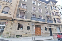 AMPLIA VIVIENDA EN EL CENTRO DE LAS ARENAS