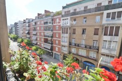 AMPLIA VIVIENDA EN EL CENTRO DE LAS ARENAS
