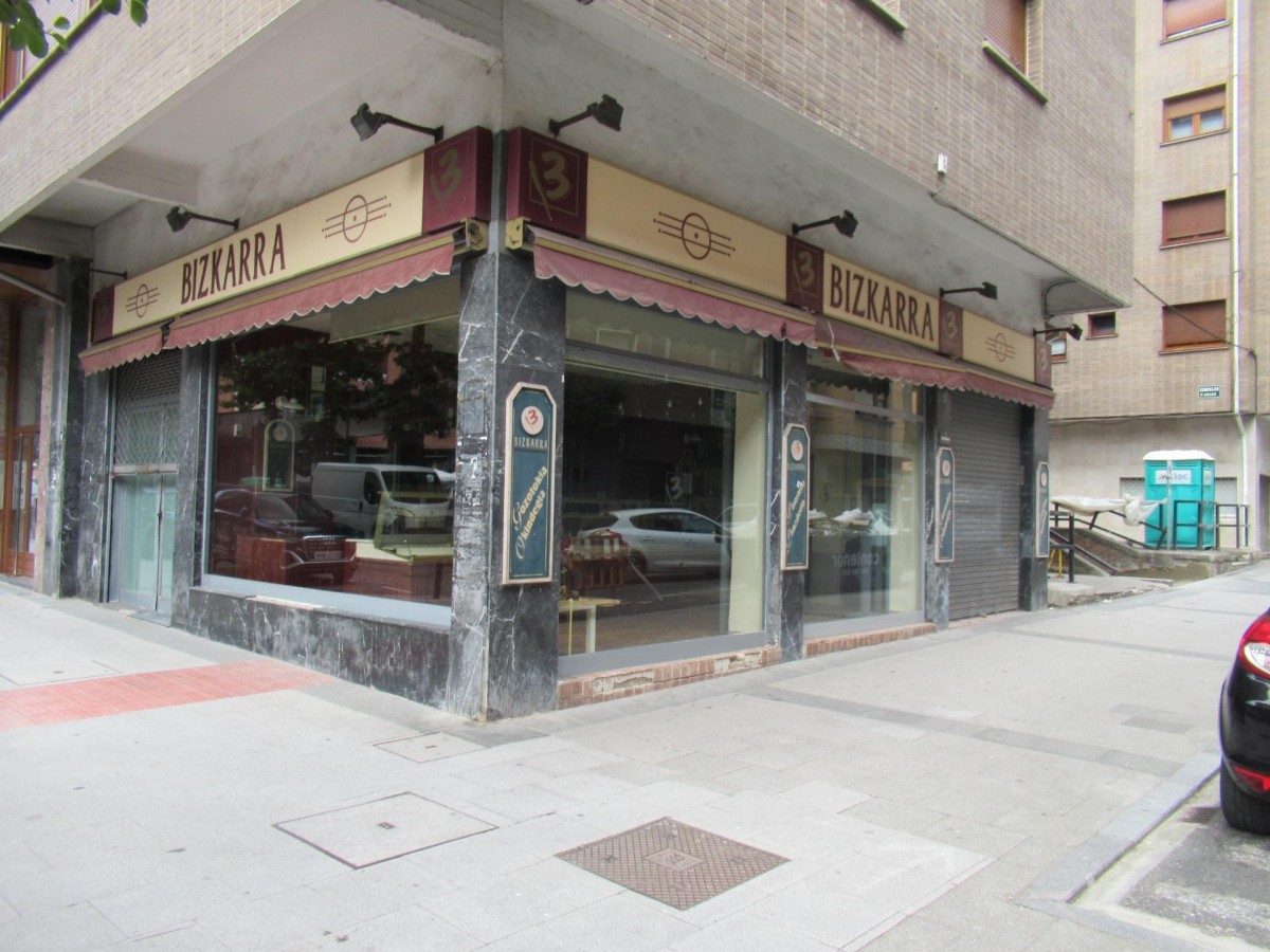 Amplio Local Comercial En El Centro