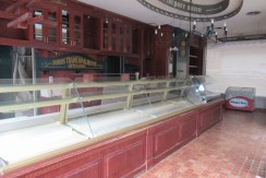 Amplio Local Comercial En El Centro