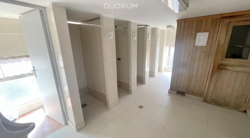 Amplio Local Comercial En Santutxu