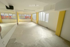 Amplio Local Comercial En Santutxu