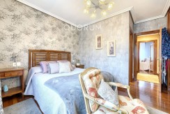 Amplio Piso De 3 Dormitorios y 2 Baños Con Parcela de Garaje y Trastero Incluidos En Arrigorriaga