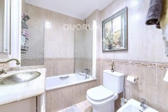Amplio Piso De 3 Dormitorios y 2 Baños Con Parcela de Garaje y Trastero Incluidos En Arrigorriaga