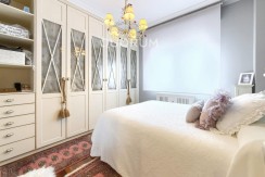 Amplio Piso De 3 Dormitorios y 2 Baños Con Parcela de Garaje y Trastero Incluidos En Arrigorriaga