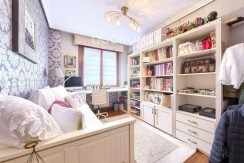 Amplio Piso De 3 Dormitorios y 2 Baños Con Parcela de Garaje y Trastero Incluidos En Arrigorriaga