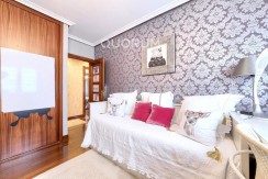 Amplio Piso De 3 Dormitorios y 2 Baños Con Parcela de Garaje y Trastero Incluidos En Arrigorriaga