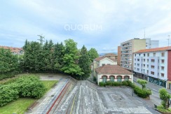 Amplio Piso De 3 Dormitorios y 2 Baños Con Parcela de Garaje y Trastero Incluidos En Arrigorriaga