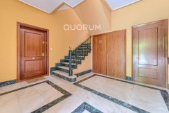Amplio Piso De 3 Dormitorios y 2 Baños Con Parcela de Garaje y Trastero Incluidos En Arrigorriaga