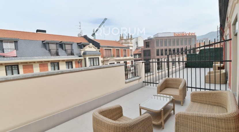 Apartamento con Gran Terraza Contratos Temporada