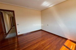 Ático de 4 Habitaciones con Garaje y Trastero