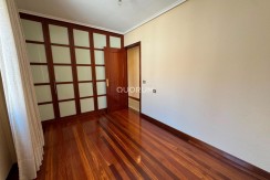 Ático de 4 Habitaciones con Garaje y Trastero