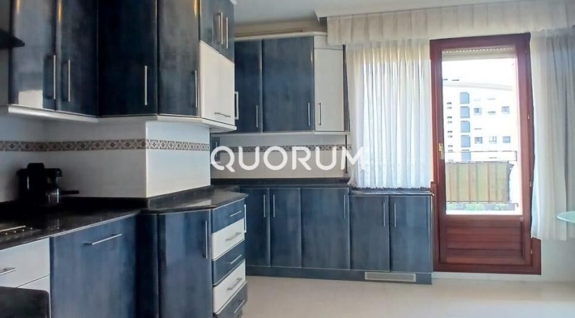 Ático de 4 Habitaciones con Garaje y Trastero