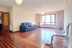 Ático de 4 Habitaciones con Garaje y Trastero