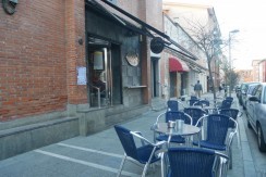 Bar En Funcionamiento En Buen Estado De Dos Plantas Con Licencia Tipo 2 En zona San Miguel