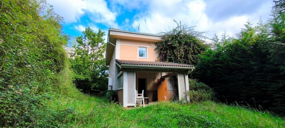 Bonita Casa Individual Con Terreno en Plentzia