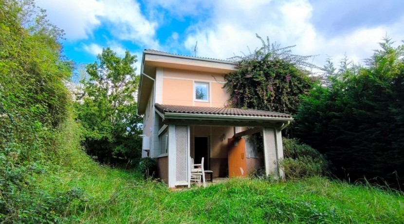 Bonita Casa Individual Con Terreno en Plentzia
