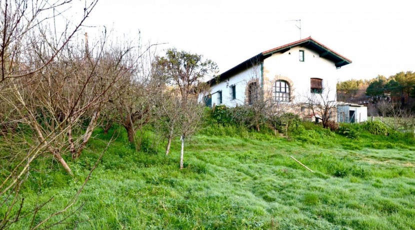 Caserio en Venta en Berango