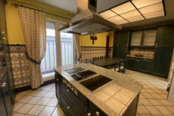 CHALET ADOSADO EN VENTA EN LOIU