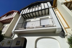 CHALET ADOSADO EN VENTA EN LOIU
