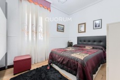 DOS HABITACIONES CON ASCENSOR A NIVEL DE CALLE JUNTO A LOS JUZGADOS