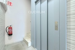 DOS HABITACIONES CON ASCENSOR A NIVEL DE CALLE JUNTO A LOS JUZGADOS
