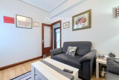 DOS HABITACIONES CON ASCENSOR A NIVEL DE CALLE JUNTO A LOS JUZGADOS