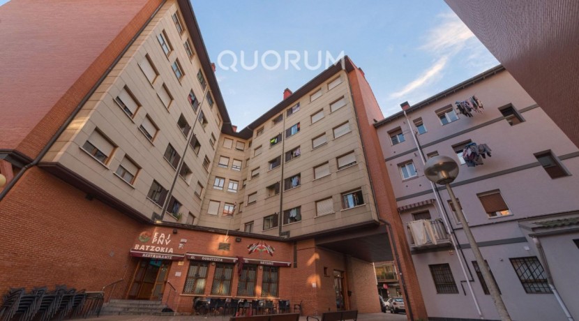 EDIFICIO BATZOKI CRUCES, 3 HABITACIONES Y 2 BAÑOS CON GARAJE Y TRASTERO DIRECTO