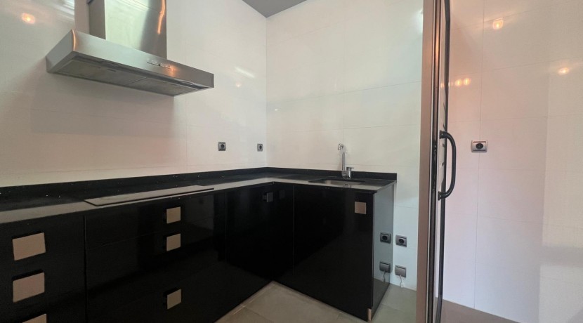 Elegante apartamento de 1 habitación en Isozaki