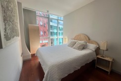 Elegante apartamento de 1 habitación en Isozaki