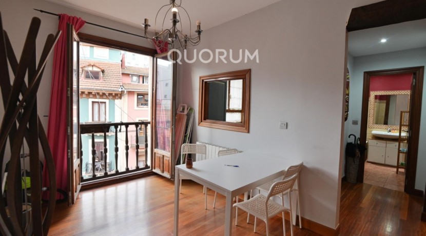 Encantadora Vivienda Con Vistas Únicas a La Ría