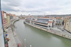 Encantadora Vivienda Con Vistas Únicas a La Ría