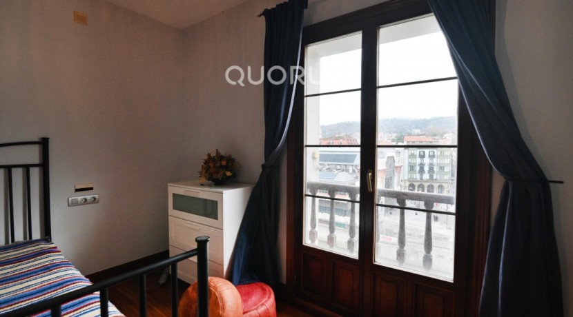 Encantadora Vivienda Con Vistas Únicas a La Ría