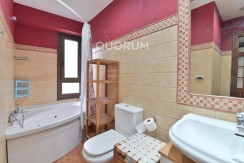 Encantadora Vivienda Con Vistas Únicas a La Ría