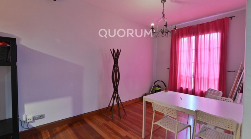 Encantadora Vivienda Con Vistas Únicas a La Ría