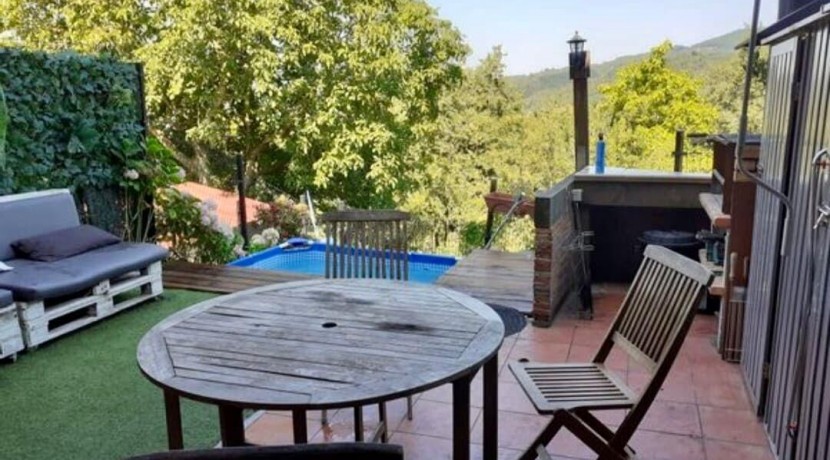 Espectacular Chalet Adosado Con Jardín, Txoko Y Garaje Doble En Elexalde
