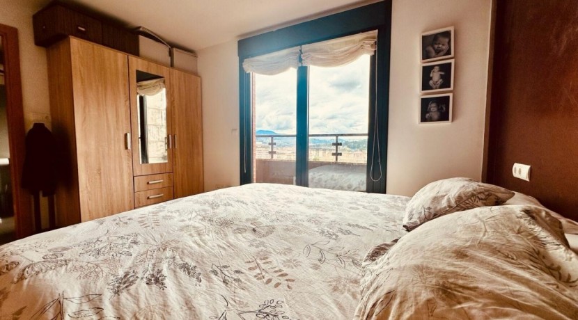Espectacular Chalet Adosado Con Jardín, Txoko Y Garaje Doble En Elexalde