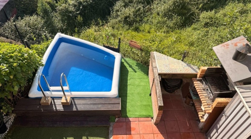 Espectacular Chalet Adosado Con Jardín, Txoko Y Garaje Doble En Elexalde