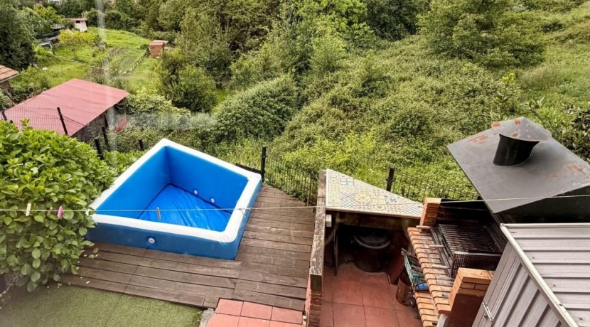 Espectacular Chalet Adosado Con Jardín, Txoko Y Garaje Doble En Elexalde