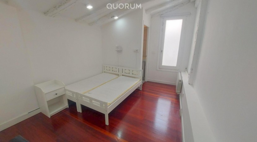 Espectacular Vivienda Reformada En las Siete Calles.